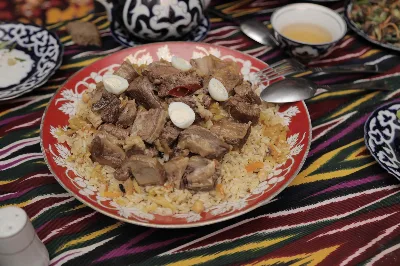 Плов на дастархане